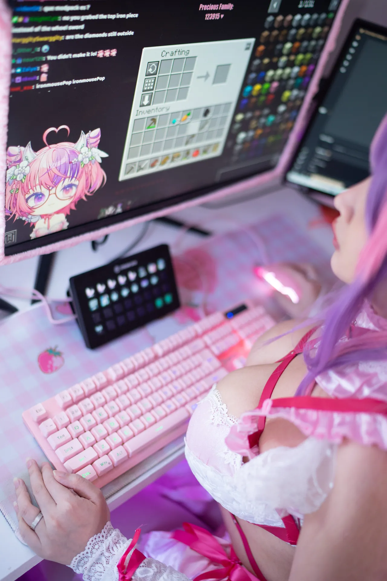 Hana Bunny - Ironmouse-erohere3.webp